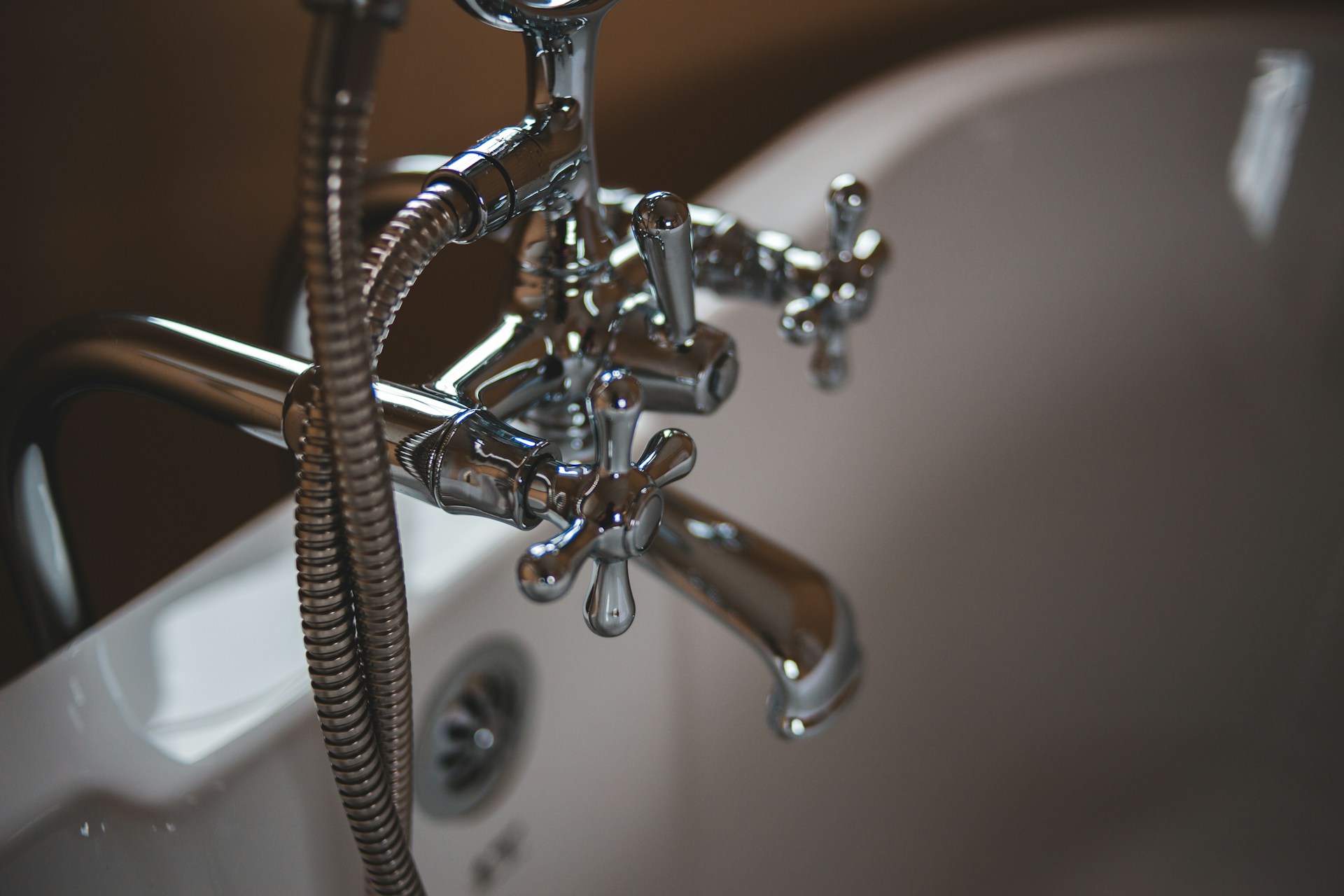 plumbing installations and repairs in cape town